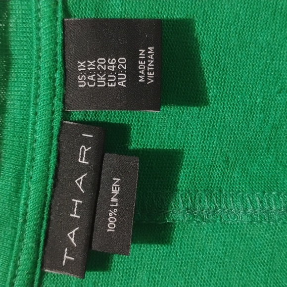 Kelly Green 💚 Woman's size 1X top - Picture 3 of 3